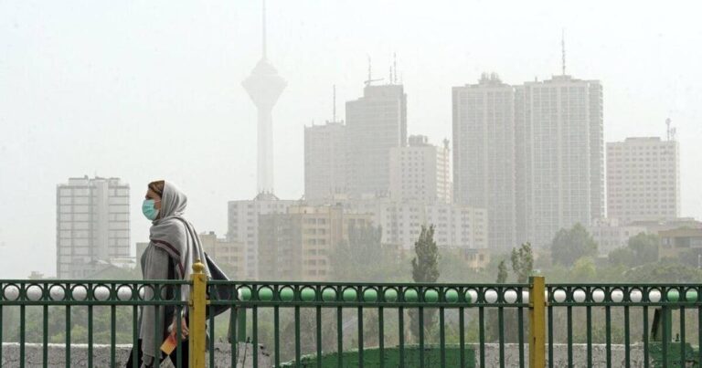 Air Pollution Linked to 30,000+ Fatalities in Iran: A Year of Health Crisis