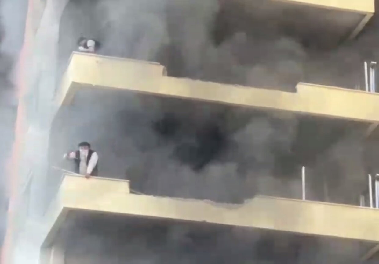 Devastating Blaze Engulfs Building in Alanya, Turkey: Watch the Shocking Video!