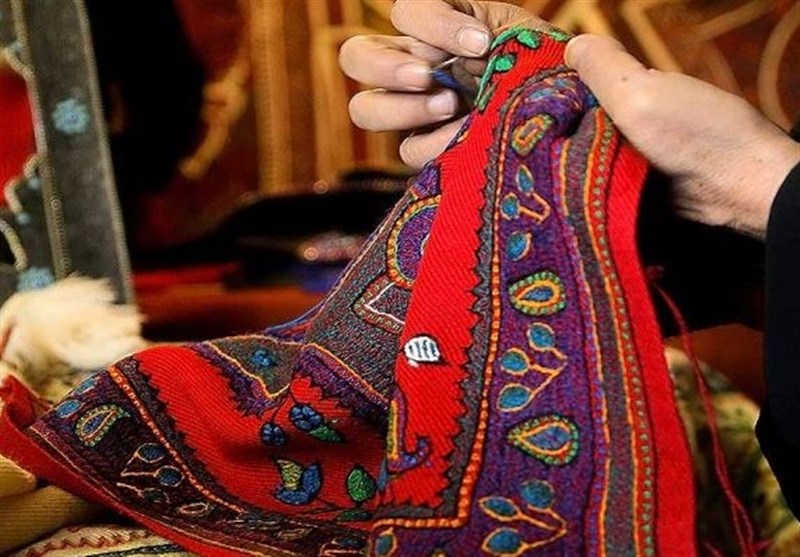 Discover the Art of Khos Duzi: Traditional Embroidery from Hormozgan