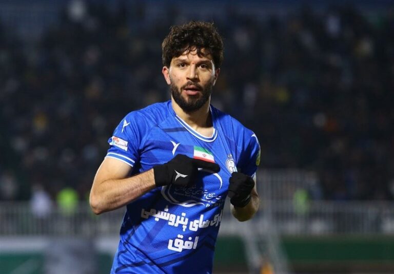 Esteghlal's Star Midfielder Masharipov Out for Six Weeks: What This Means for the Team