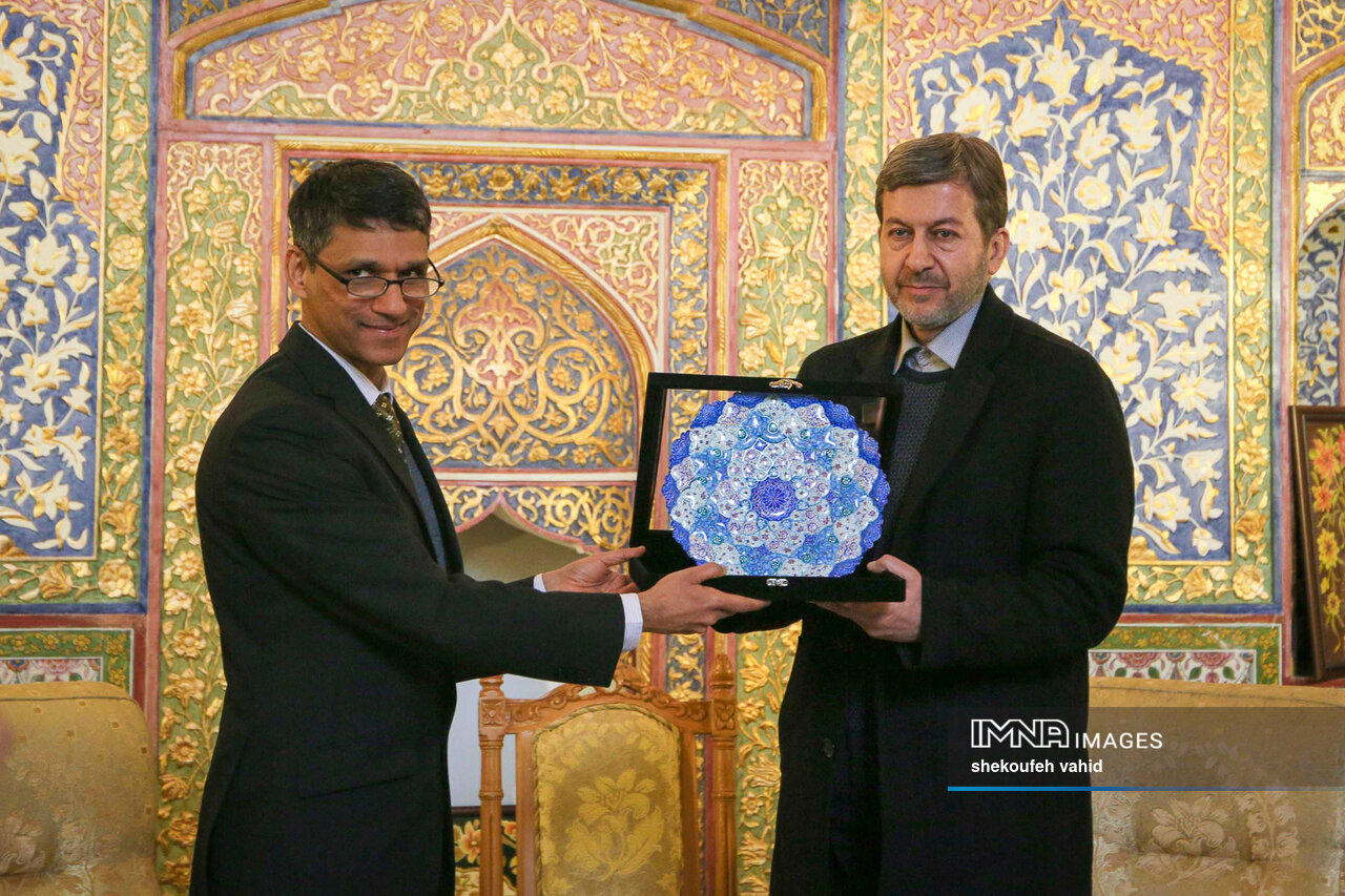 Indian Ambassador Connects with Isfahan's Governor-General: A Diplomatic Visit to the Ancient City