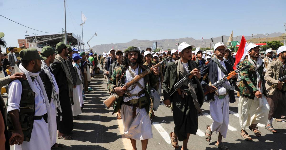 Iran Denies Allegations of Support and Training for Yemen's Houthis