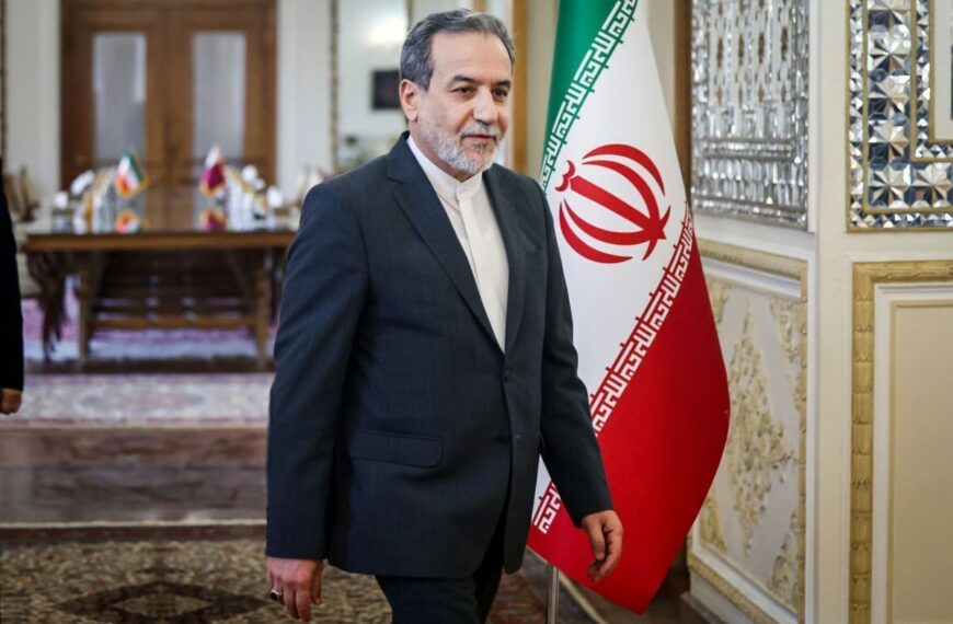 Iran and Afghanistan Unite for Stronger Border Security: Insights from FM Araghchi