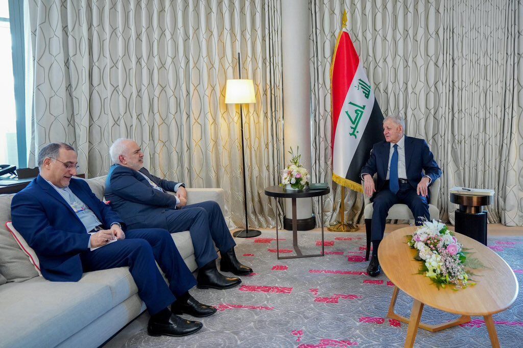 Iran's Zarif Engages in High-Level Talks with Iraq's President in Switzerland