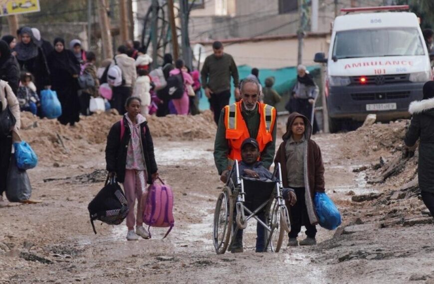 Israeli Forces Ignite Tensions: Homes Set Ablaze in Besieged Jenin