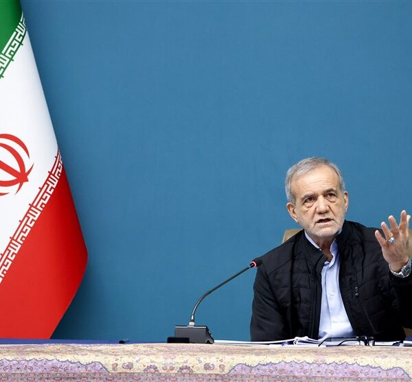 President Champions Strategic Integration of Modern Technologies for Iran's Future