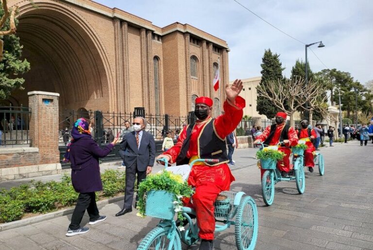 Tourism Minister Highlights Vibrant Nowruz Celebrations Amid Ramadan Traditions