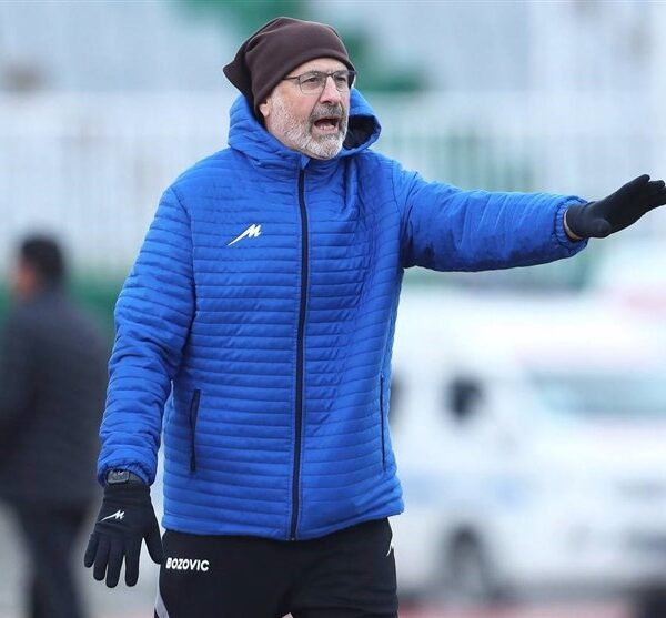 Bozovic Strikes Deal with Esteghlal: Exciting New Chapter Ahead!