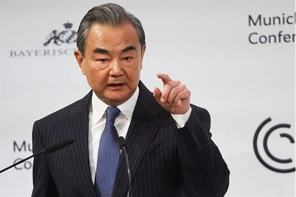 China's Top Diplomat Warns: A Strong Response Needed Against US Bullying