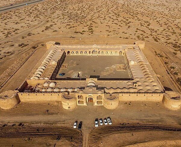 Discover Deyr-e Gachin: The Majestic Mother of Iran's Caravanserais