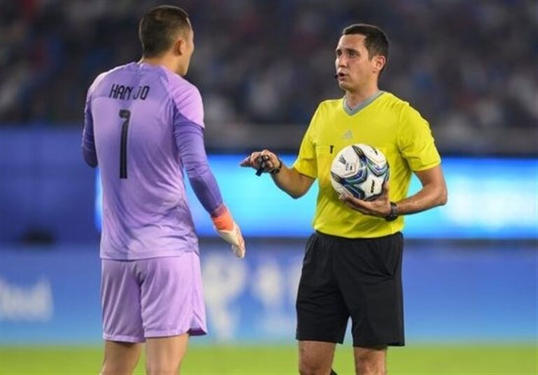 Epic Showdown: Rustam Lutfullin Set to Officiate Persepolis vs. Al Nassr Clash!