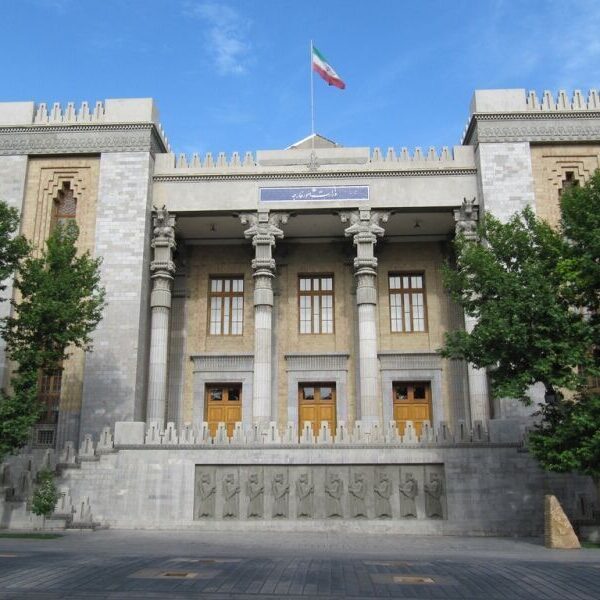 Iran Calls in Polish Charge d'Affaires Following Controversial Remarks by Foreign Minister