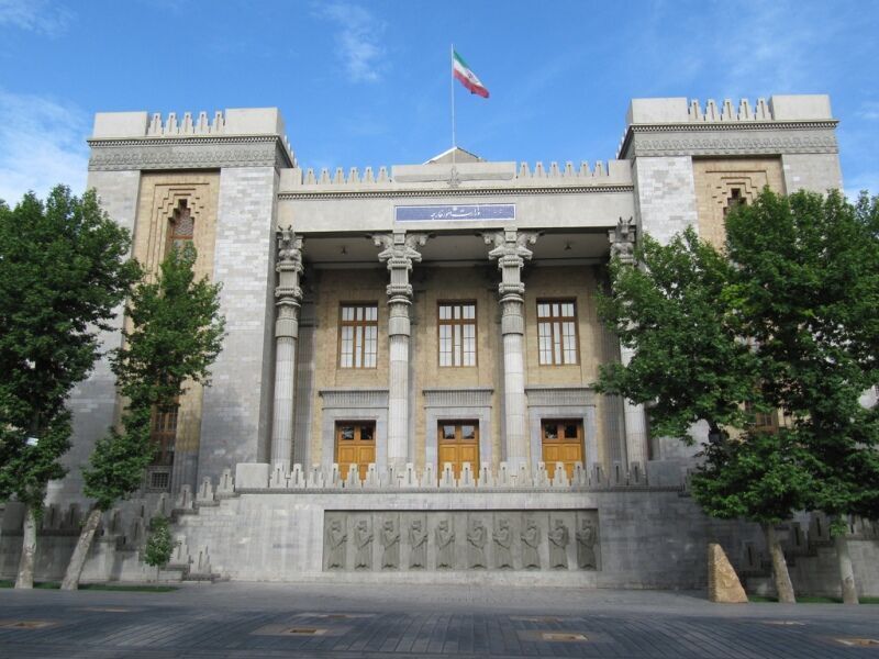 Iran Calls in Polish Charge d'Affaires Following Controversial Remarks by Foreign Minister