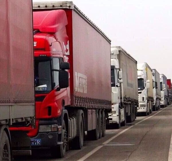 Iran Sees 27% Surge in Cargo Transit Over 10 Months, Reports Roads Ministry