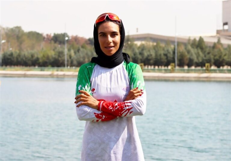 Iranian Rower Zeinab Norouzi Successfully Undergoes Hand Surgery: A Step Towards Recovery