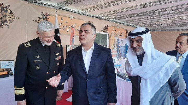 Iran's Minister and OPEC Chief Explore National Defense Cooperation at Key Exhibition