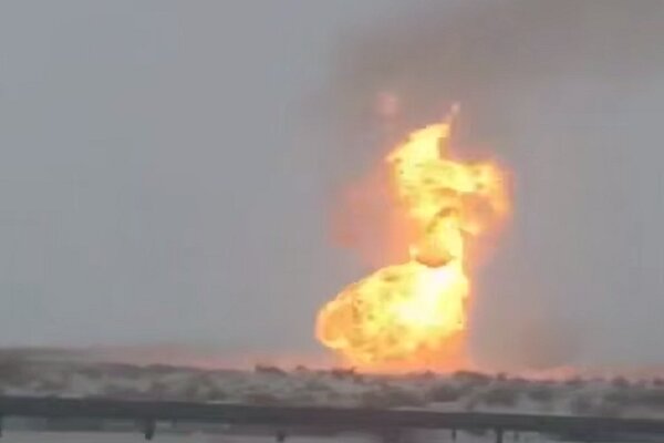 Major Gas Leak and Fire Erupt on Bukhara's Main Gas Pipeline: Emergency Response Underway!