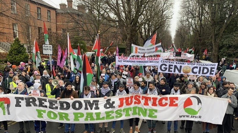 Massive Dublin Protest: Activists Rally Against Trump's Controversial Gaza Plan