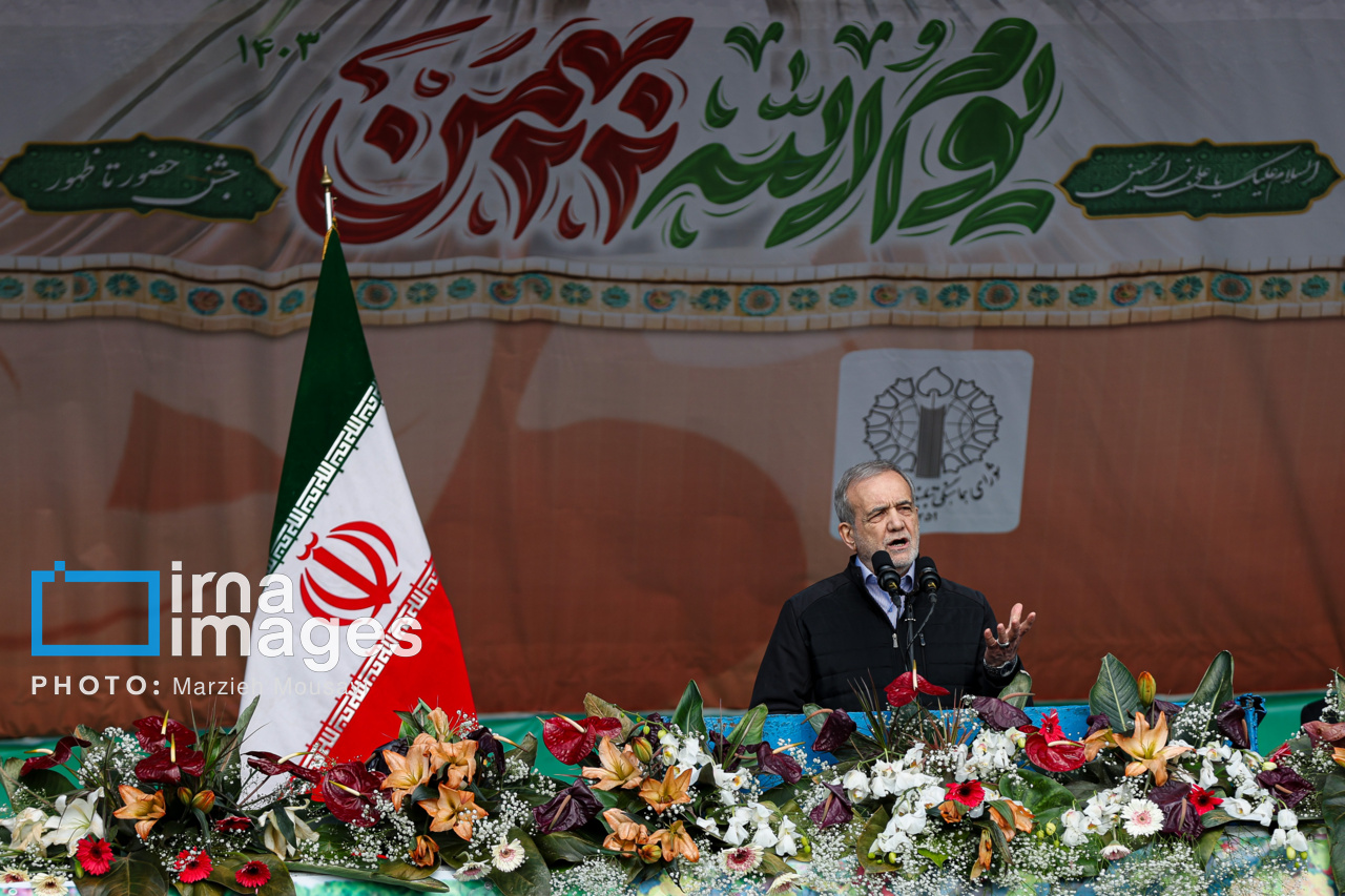 President Pezeshkian Emphasizes National Unity and People’s Presence as Key to Iran's Success