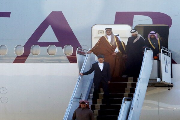 Qatar's Emir Makes Historic State Visit to Tehran: Strengthening Ties Between Nations