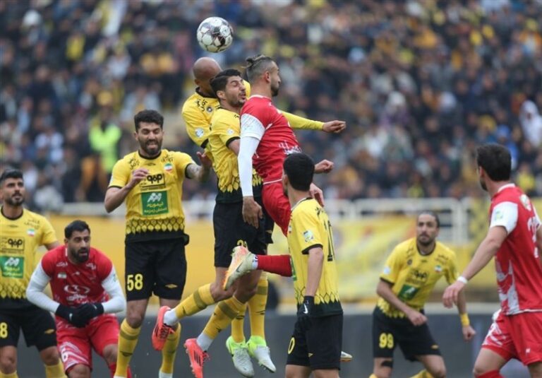 Sepahan Shocks Persepolis to Secure Quarterfinal Spot in Hazfi Cup Showdown!