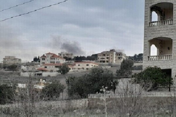 Shocking Footage: Israeli Soldiers Ignite Controversy by Burning Homes in Southern Lebanon