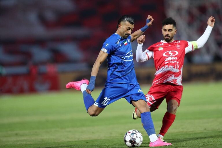 Thrilling Tehran Derby: Persepolis Triumphs Over Esteghlal in Exciting Showdown!