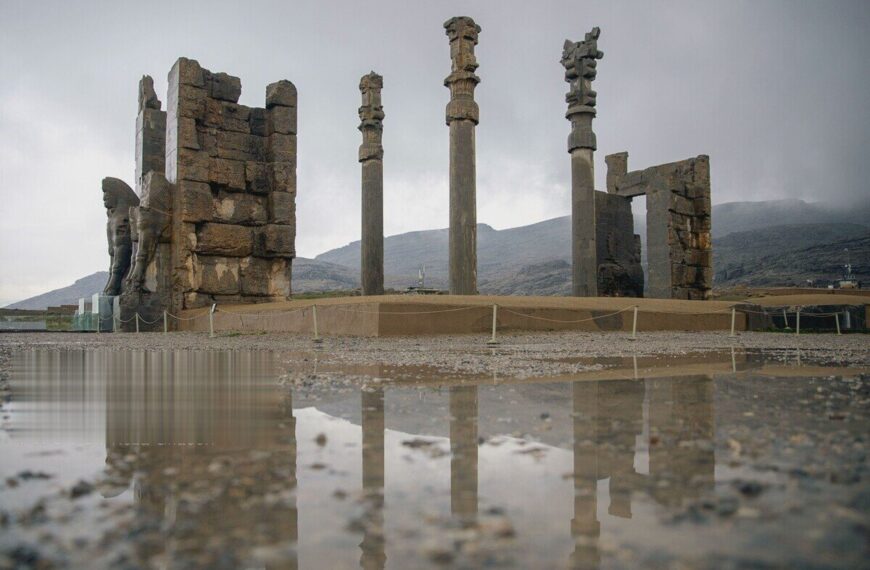 Ancient Achaemenid Drainage System: Preserving Persepolis from Water Accumulation