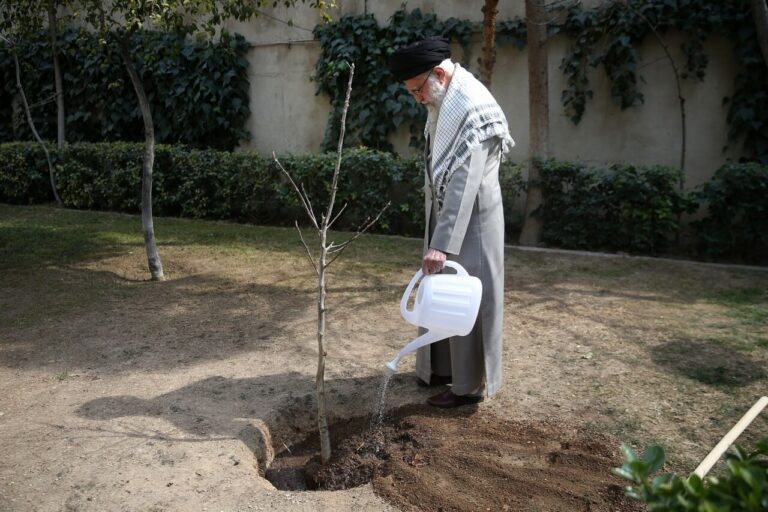 Ayatollah Khamenei Advocates Tree Planting as a Visionary Step for Future Generations