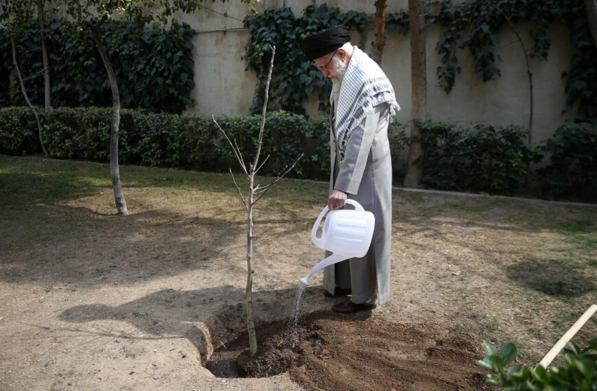 Ayatollah Khamenei Advocates Tree Planting as a Visionary Step for Future Generations