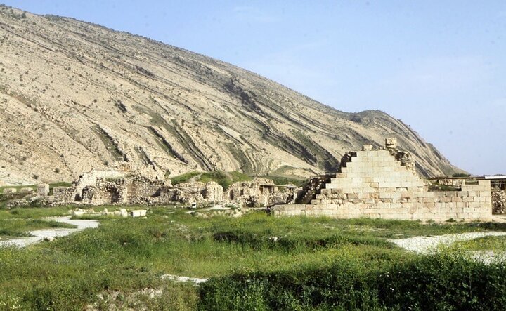 Excavation Unveils Hidden Treasures: Work Begins on Valerian's Palace Ruins in Bishapur