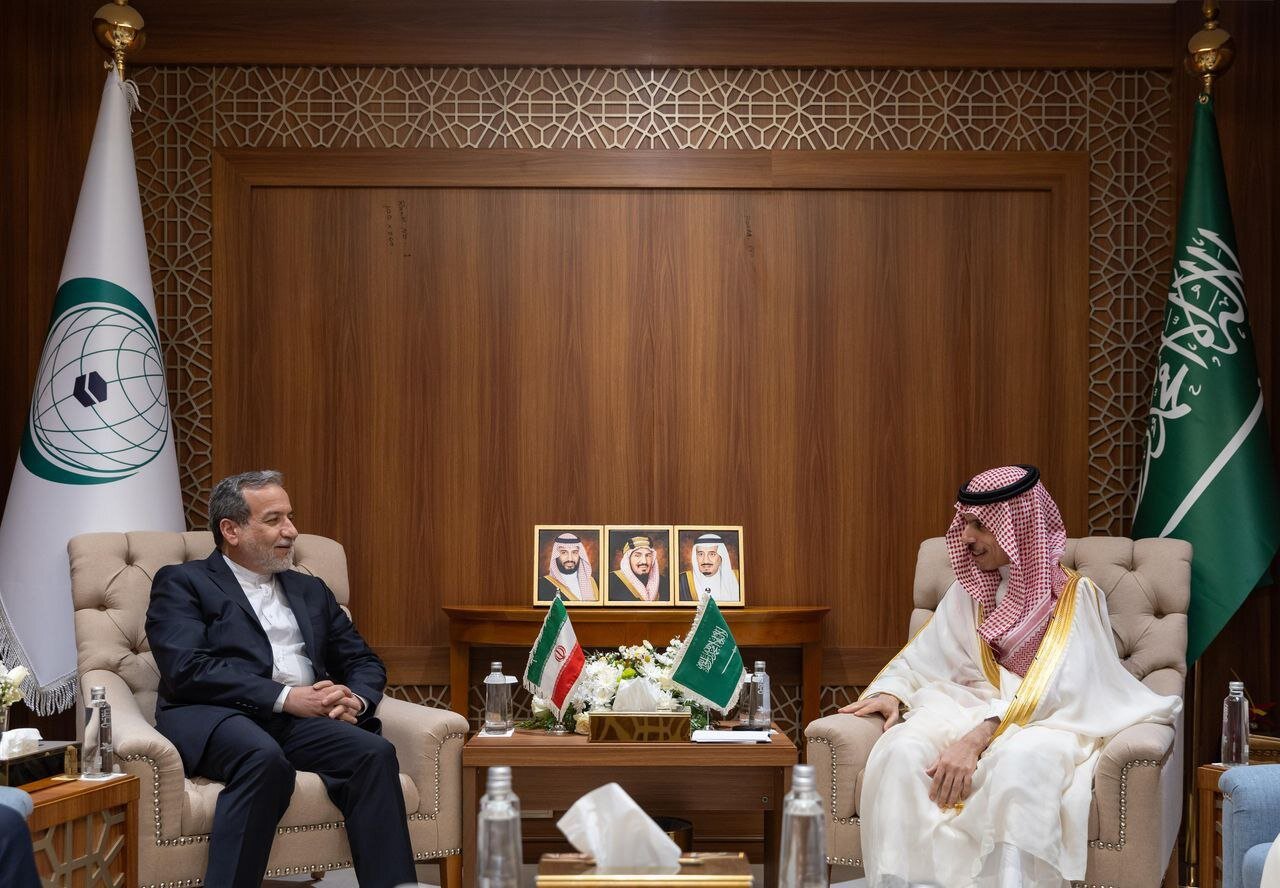 Iran and Saudi Diplomats Hold High-Stakes Talks on Strengthening Relations in Jeddah