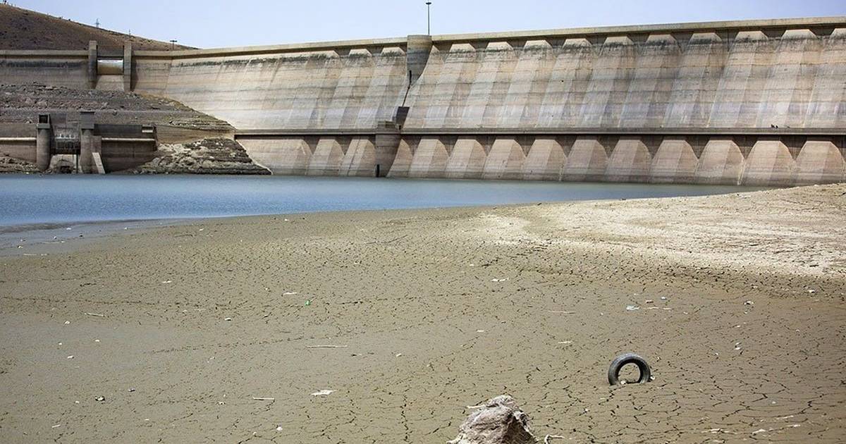 Iran's Capital Grapples with Severe Drought: Water Chief Warns of Unprecedented Water Crisis