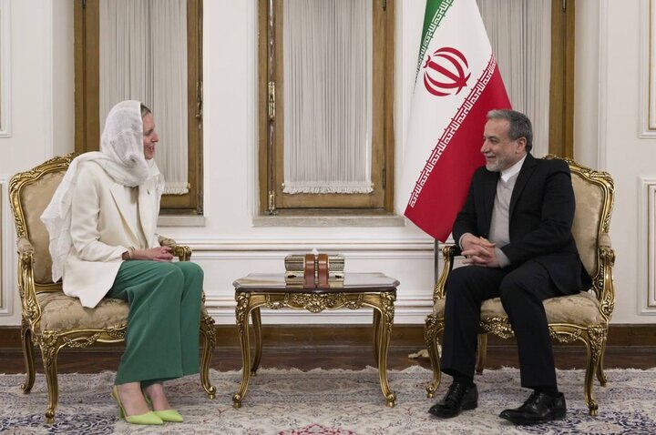 Iran's Foreign Minister Welcomes New Zealand Ambassador: A New Era of Diplomacy