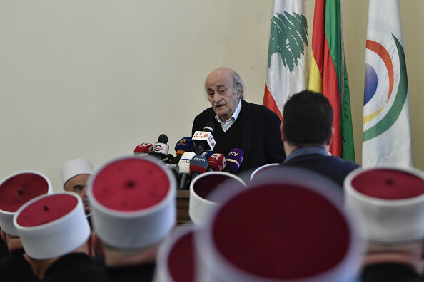 Jumblatt Sounds Alarm on Foreign Interference in Syria's Affairs