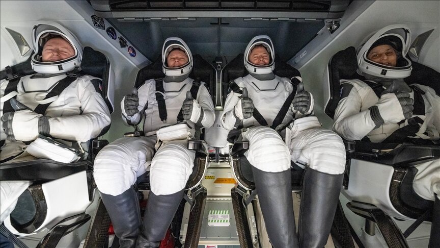 NASA Astronauts Safely Return to Earth Aboard SpaceX Capsule: A New Era in Space Exploration!