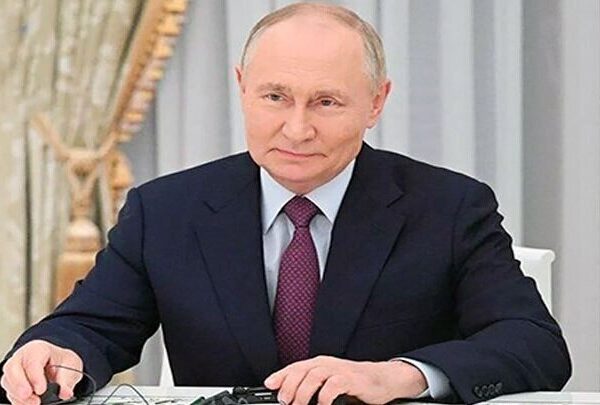 Putin Extends Warm Nowruz Greetings to Iran's President and Leader