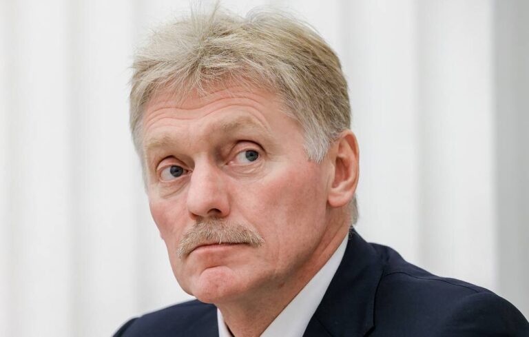 Russia Claims US Support for Ukraine Brings Only Trouble: Peskov's Bold Statements