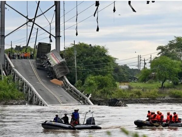 Tragic Ecuador Bridge Collapse: 1 Confirmed Dead, 2 Still Missing in Search Efforts