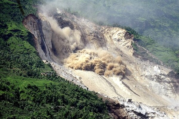 Tragic Landslide in Colombia Claims One Life and Leaves Three Missing - Watch the Heartbreaking Video