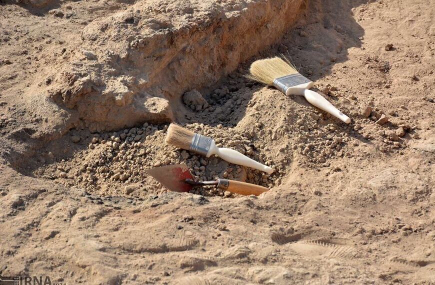 Exciting Discovery: Neolithic and Chalcolithic Archaeological Treasures Unearthed in Mahallat, Central Iran!