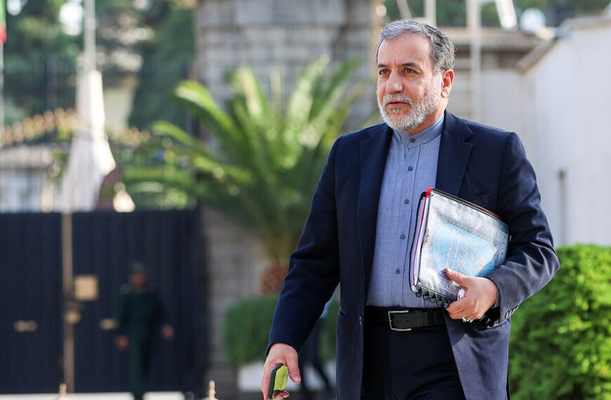Foreign Minister Araqchi Heads to Muscat for Key Indirect Talks with the U.S. This Saturday