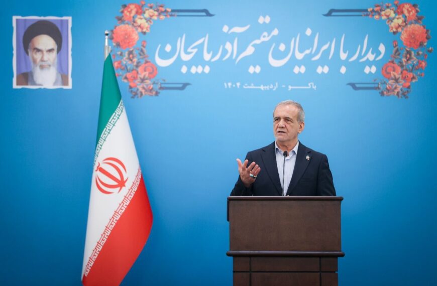 Iran Reaffirms Commitment to Strengthen Ties with Azerbaijan, Says President Pezeshkian