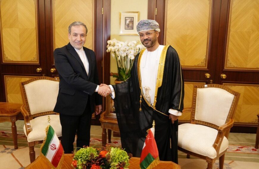 Iran and Oman Foreign Ministers Strategize for 3rd Round of Tehran-Washington Talks