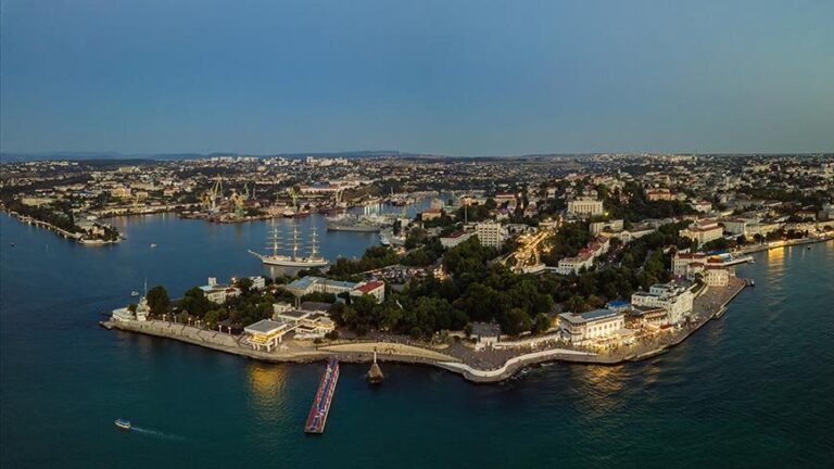 Trump Declares: Crimea's Future is with Russia!