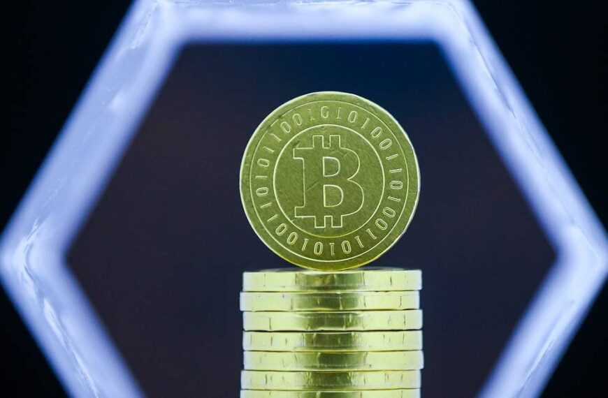 Bitcoin Surges Past $105,000: A New Milestone for Cryptocurrency Enthusiasts!