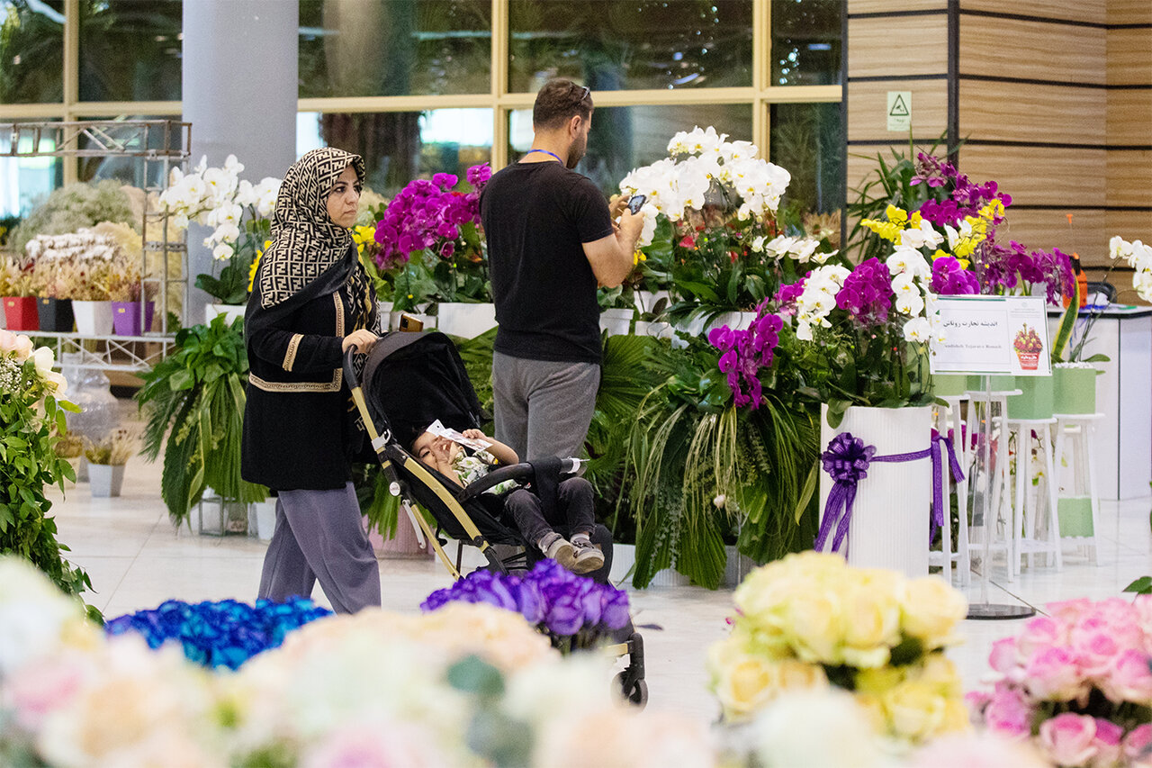 Blooming Marvels: Tehran Welcomes the Spectacular Flower and Plant Exhibition!