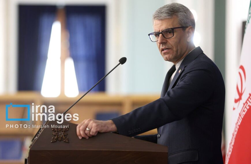 Breaking: Foreign Ministry Spokesperson Reveals Ongoing Negotiations in a Professional Atmosphere