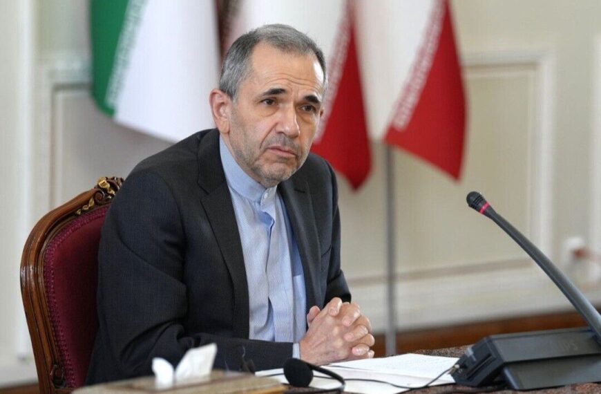 Exclusive Insights: Takht-e-Ravanchi Warns U.S. Zigzag Tactics Are Derailing Key Negotiations