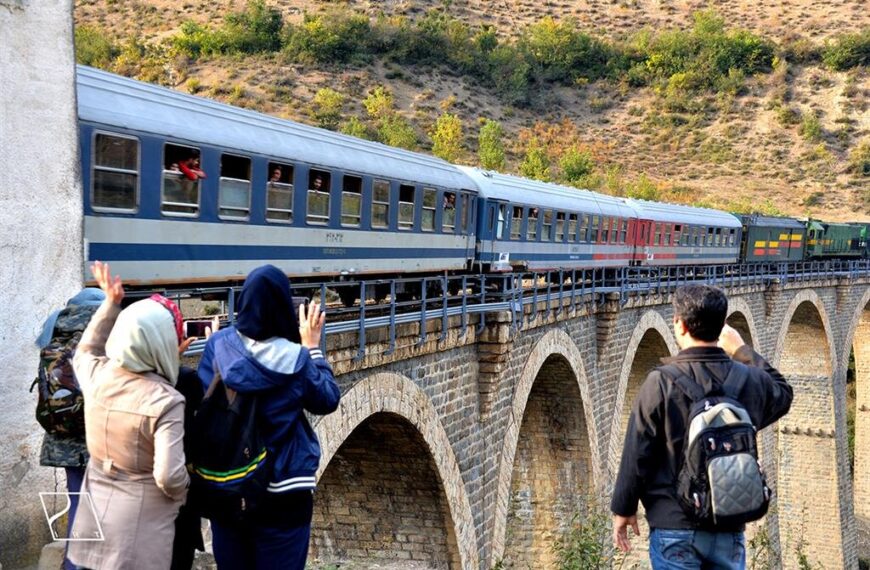 Explore Iran's Tourism Triangle: Exciting Rail Tour Links Tehran, Isfahan, Yazd, and Shiraz!